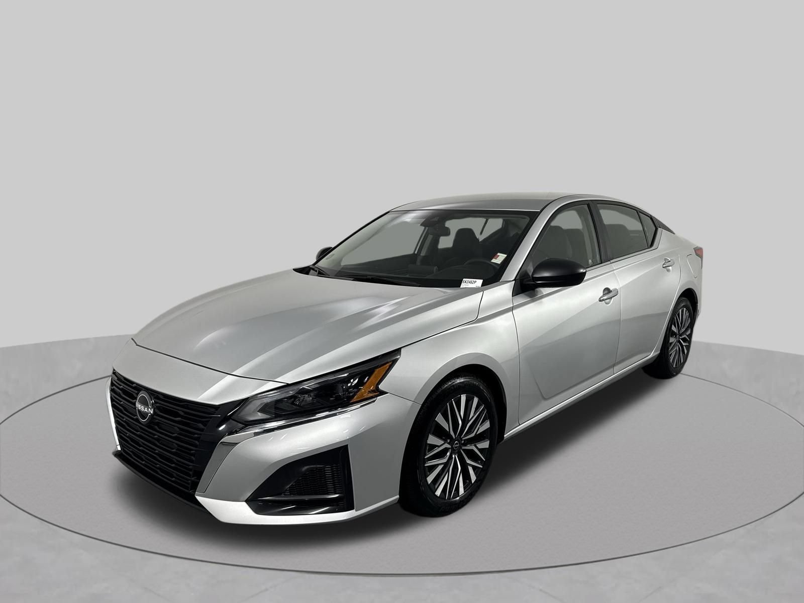 Certified 2024 Nissan Altima 2.5 SV FWD image 2
