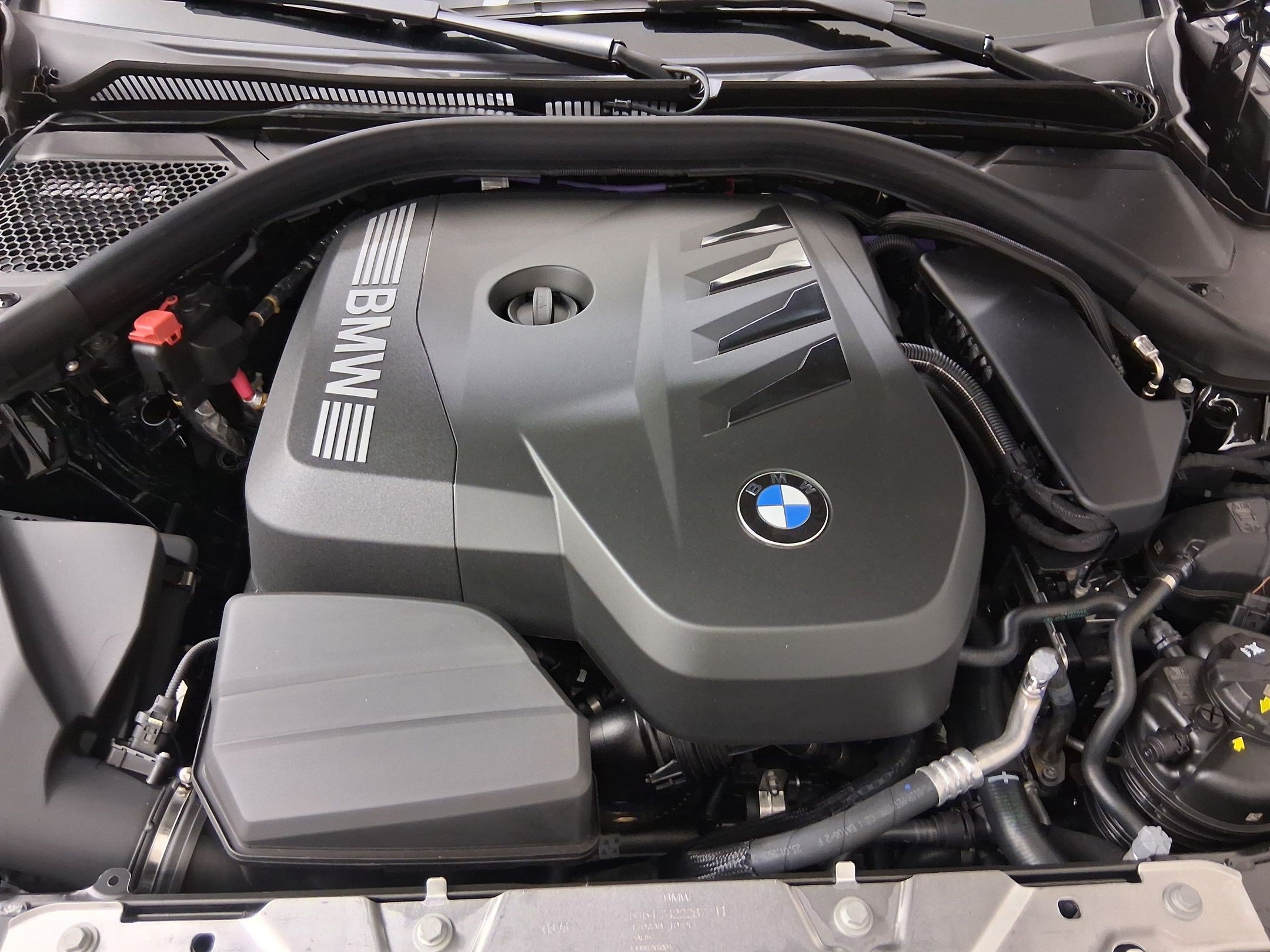 New 2026 BMW 330i Sedan w/ Convenience Package RWD image 31