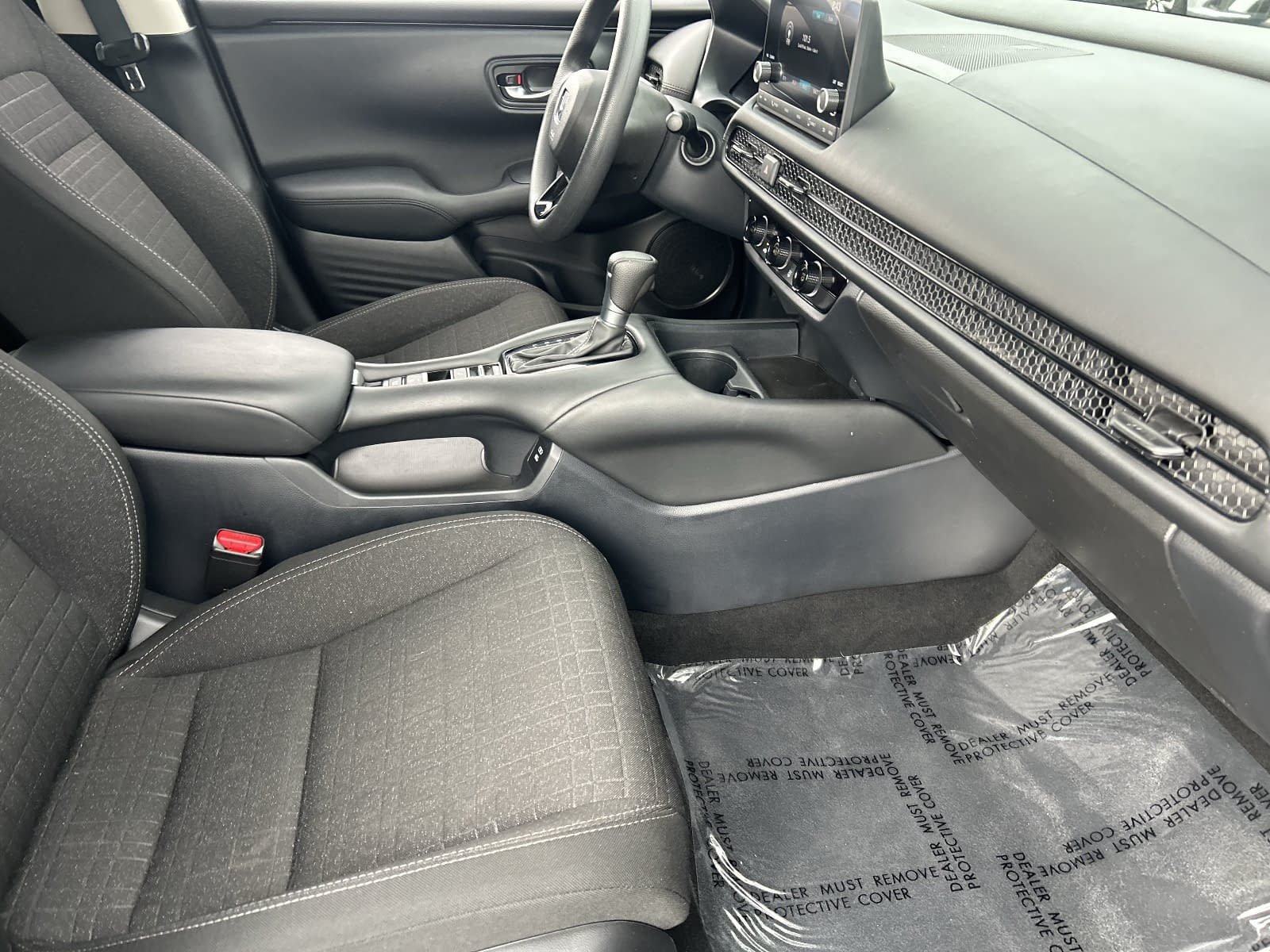 Certified 2025 Honda HR-V LX image 14