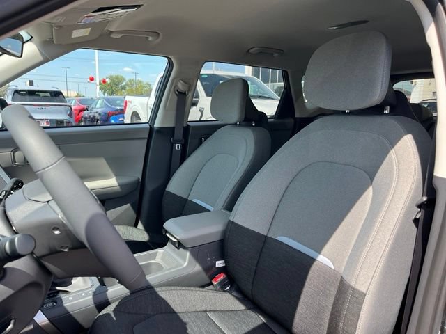 New 2027 Kia Seltos S FWD image 17