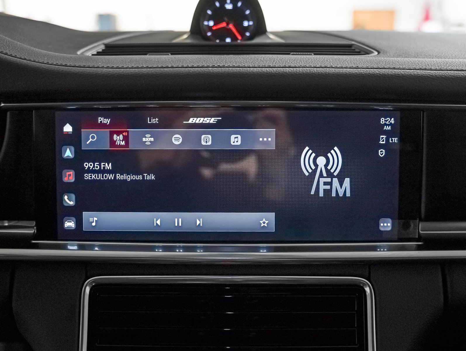 Used 2023 Porsche Panamera 4 Platinum Edition w/ Assistance Package image 22