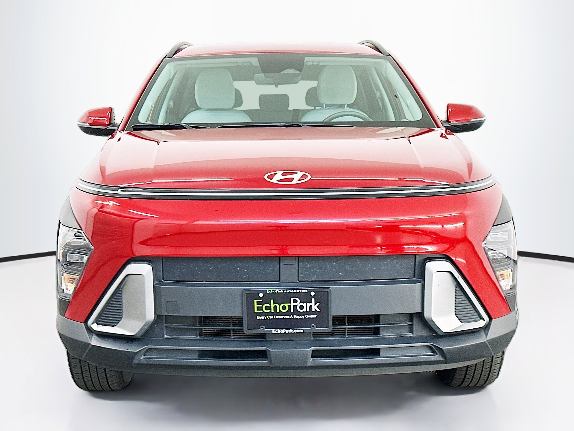 Used 2025 Hyundai Kona SEL image 2