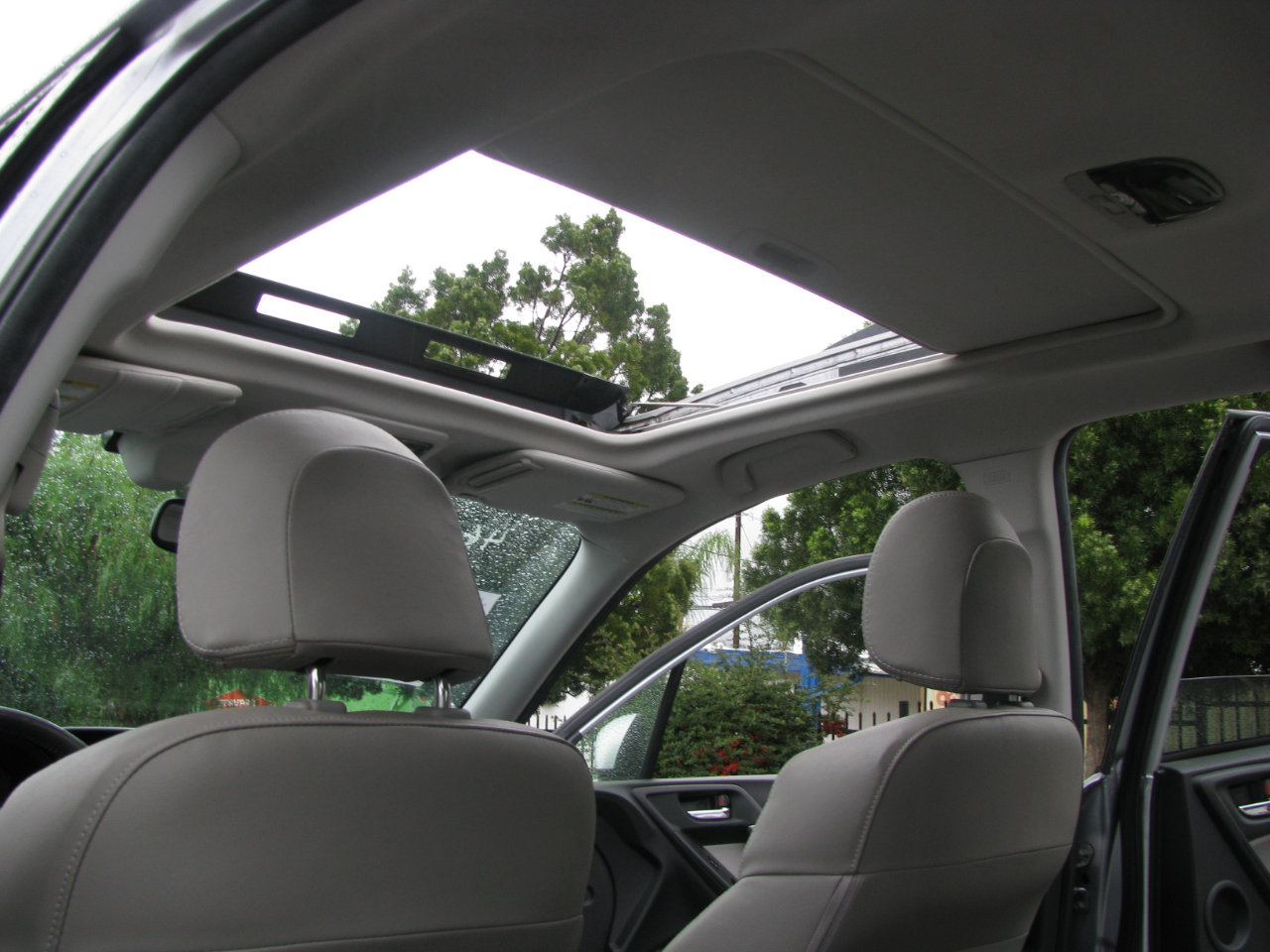 Used 2016 Subaru Forester 2.5i Touring w/ Eyesight & Navigation System image 8