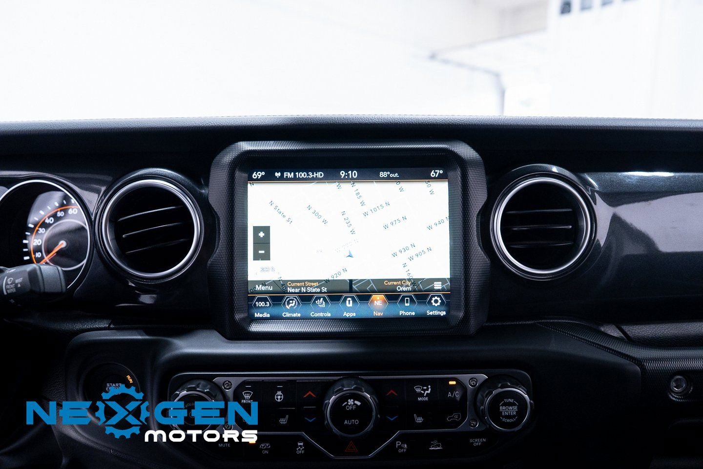 Used 2023 Jeep Wrangler Unlimited Rubicon 392 w/ Xtreme Recon 35" Tire Package image 12