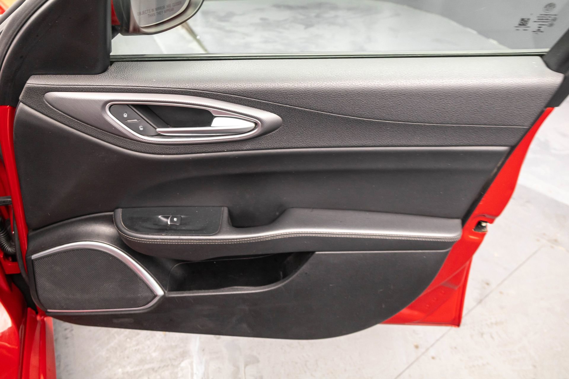 Used 2017 Alfa Romeo Giulia AWD w/ Sport Appearance Package image 42