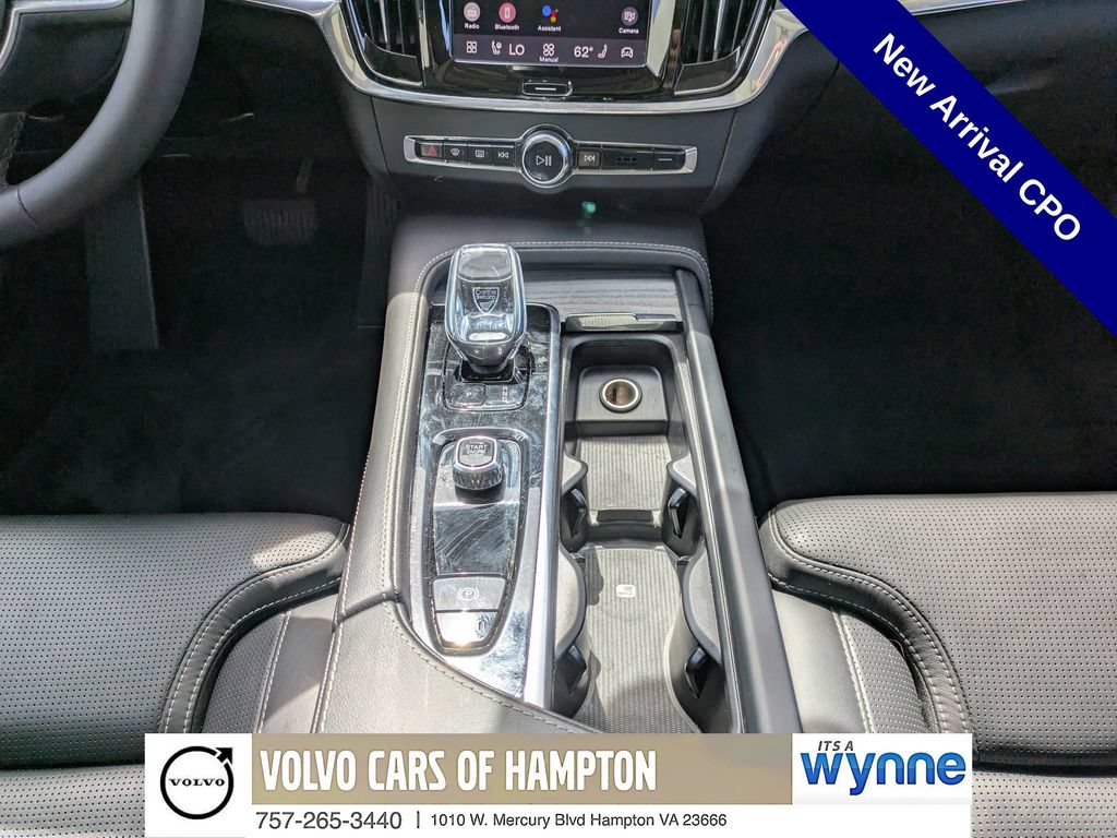 Certified 2025 Volvo S90 B6 Ultra AWD/4WD image 18