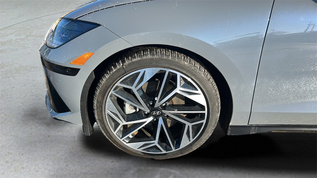 New 2024 Hyundai Ioniq 6 Limited image 9