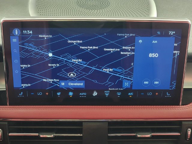 Used 2025 Lincoln Corsair Reserve AWD/4WD image 22