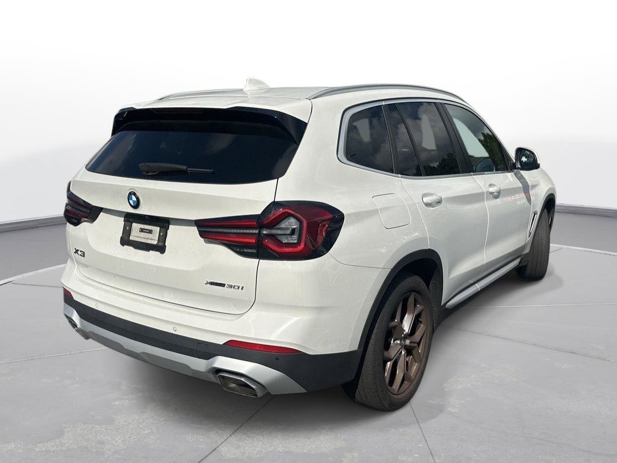 Used 2024 BMW X3 xDrive30i w/ Premium Package w/ZPA AWD/4WD image 6