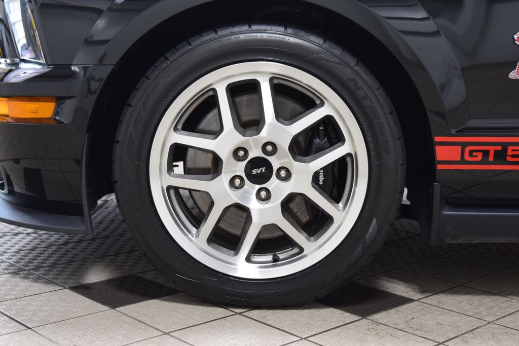 Used 2009 Ford Mustang Shelby GT500 RWD image 30