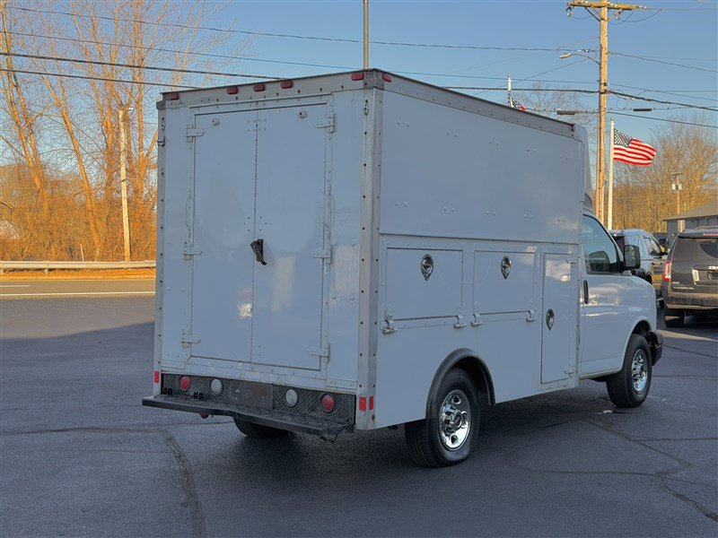 Used 2007 GMC Savana 3500 image 4