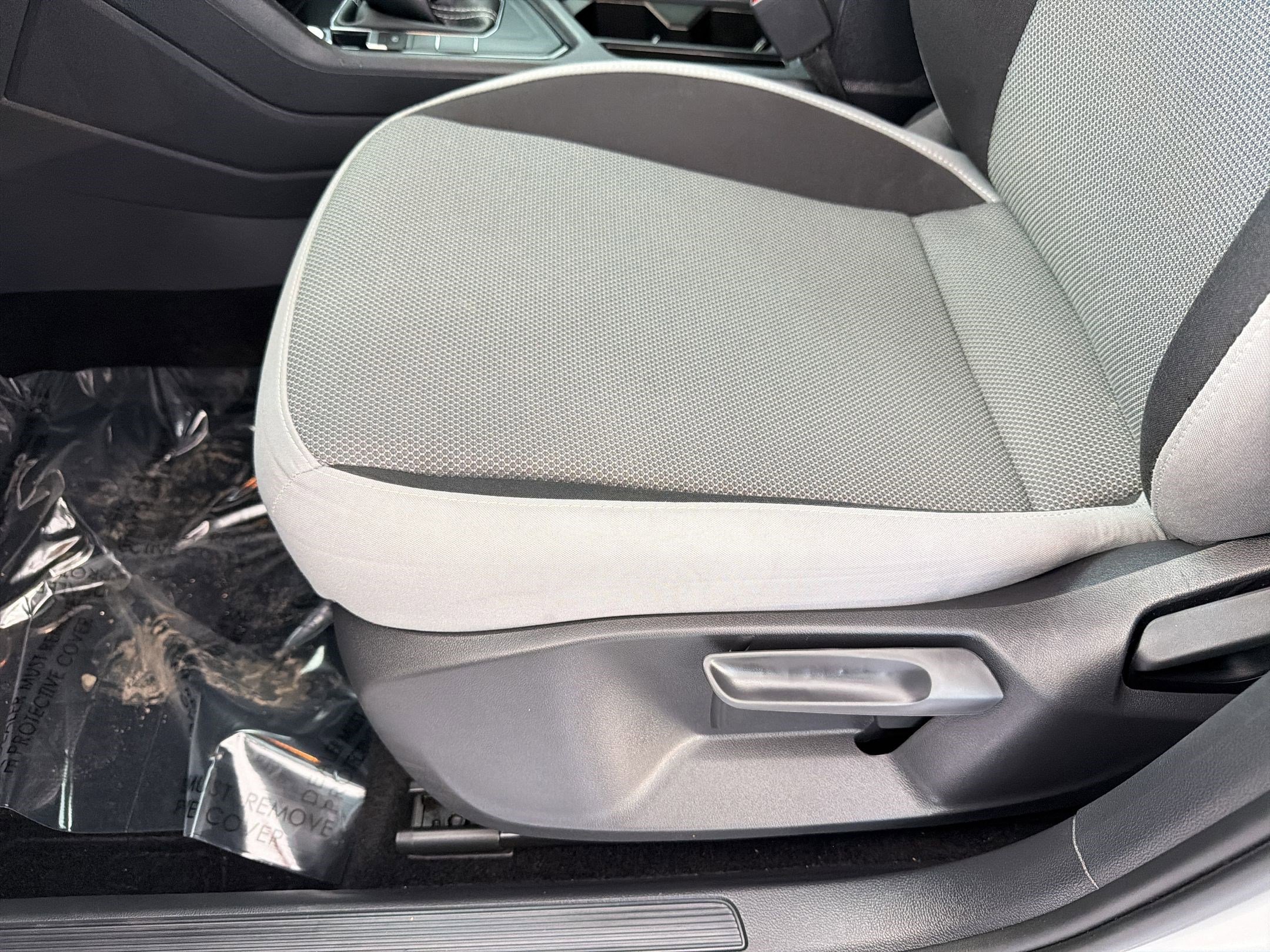 Used 2023 Volkswagen Taos S image 14