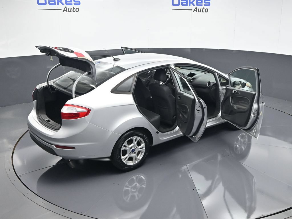 Used 2016 Ford Fiesta SE w/ Cold Weather Package FWD image 53
