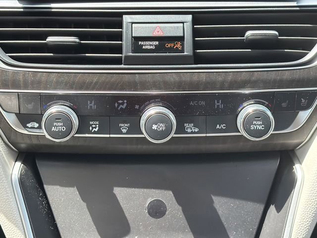 Used 2018 Honda Accord Touring image 24