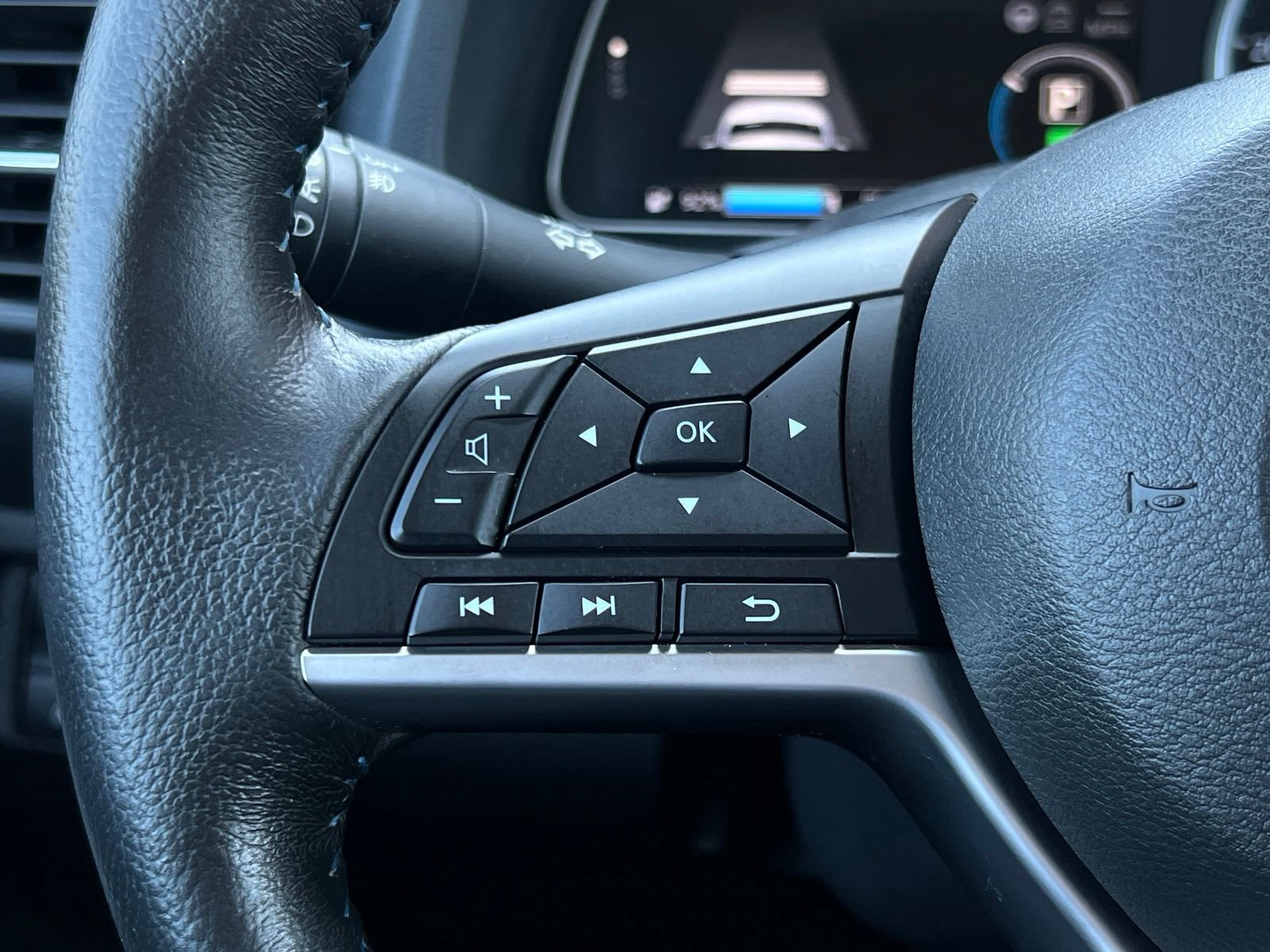 Used 2024 Nissan Leaf SV Plus FWD image 23