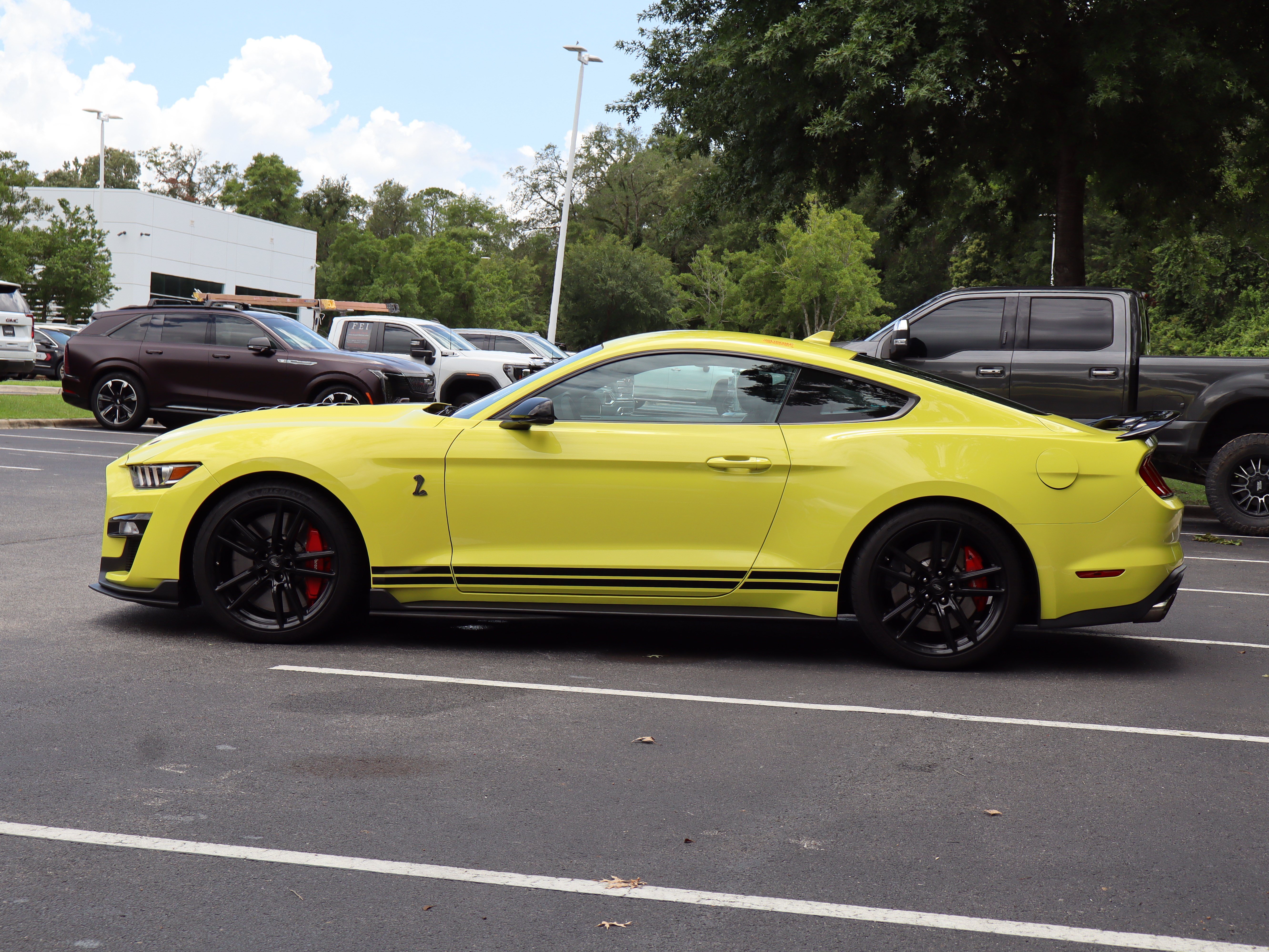 Used 2021 Ford Mustang Shelby GT500 w/ Technology Package RWD image 53