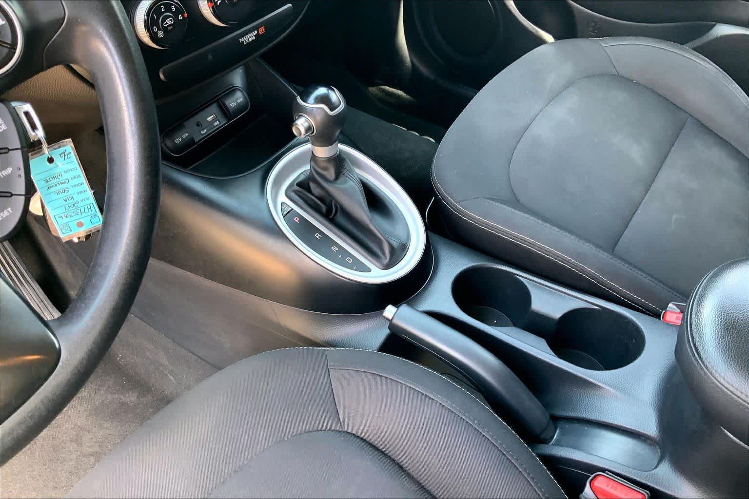 Used 2017 Kia Soul FWD image 16