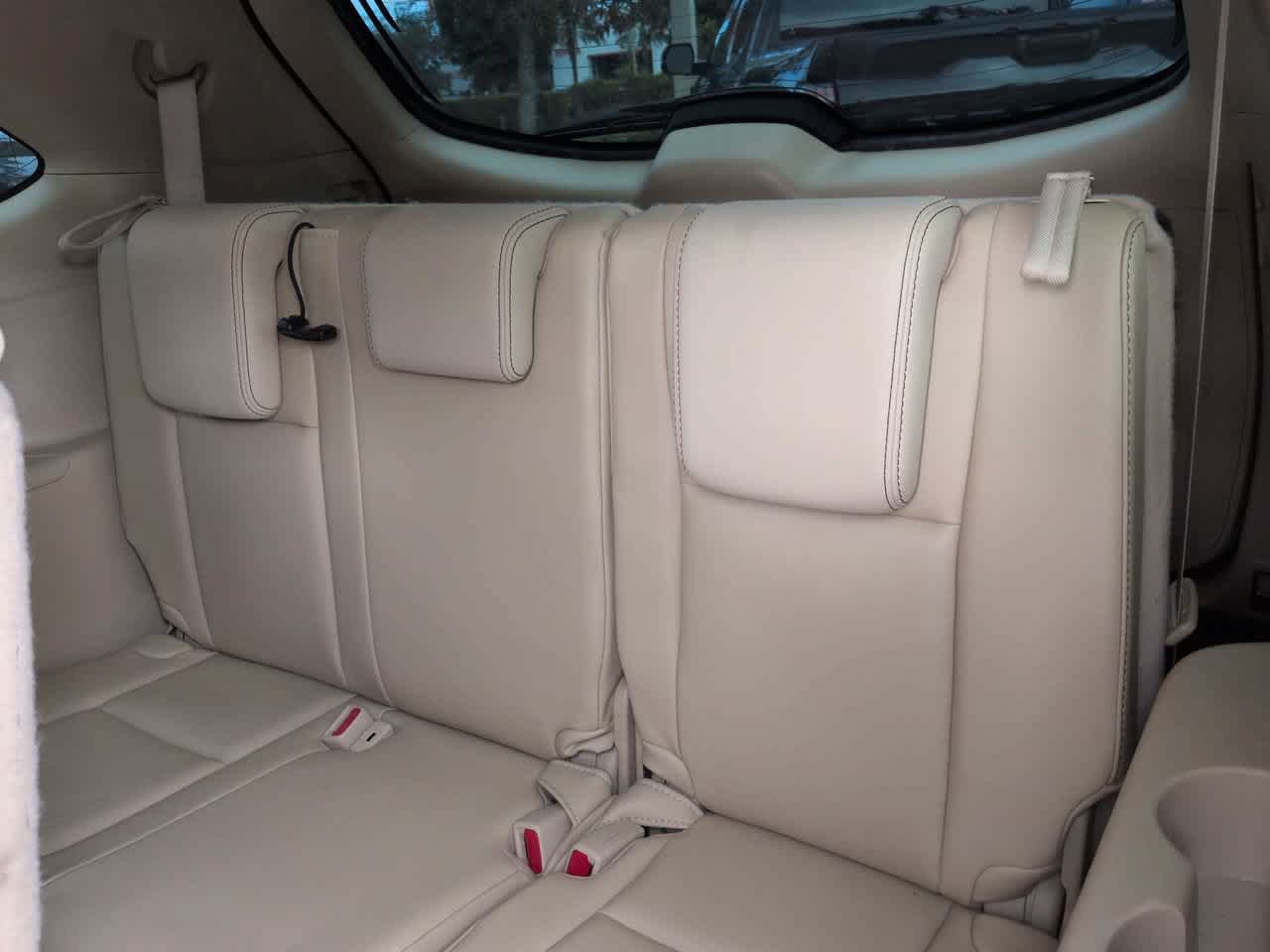 Used 2015 Toyota Highlander XLE FWD image 13