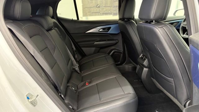 New 2026 Chevrolet Equinox EV LT FWD image 25