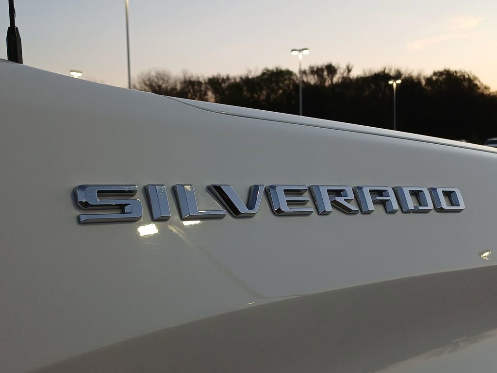 Certified 2019 Chevrolet Silverado 1500 LT w/ All-Star Edition image 33