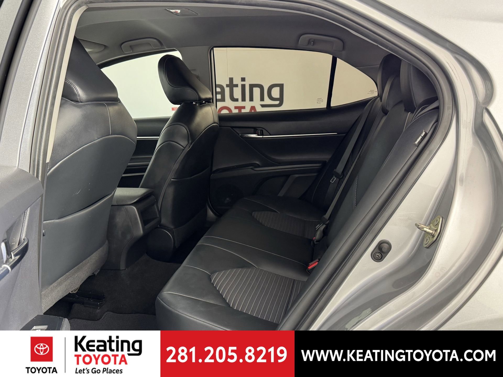 Used 2020 Toyota Camry SE image 15