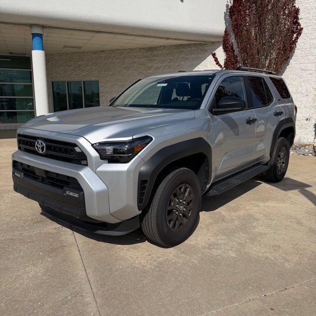 Used 2025 Toyota 4Runner SR5 AWD/4WD image 9