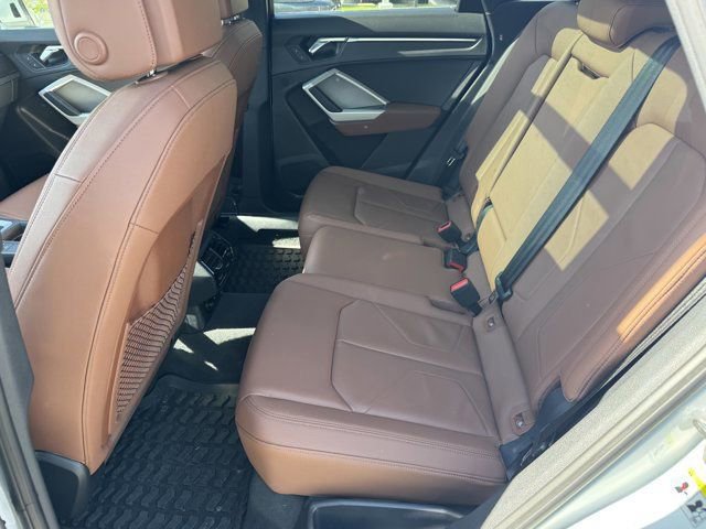 Certified 2023 Audi Q3 2.0T Premium w/ Convenience Package AWD/4WD image 34