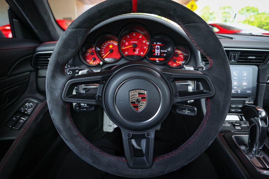 Used 2018 Porsche 911 GT2 RS RWD image 26