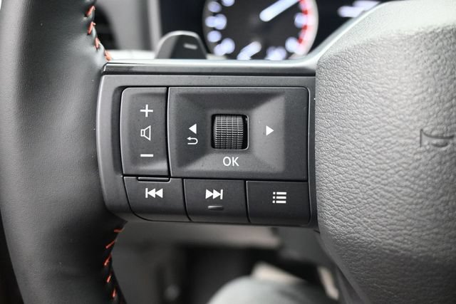 Used 2026 Nissan Rogue SV AWD/4WD image 29