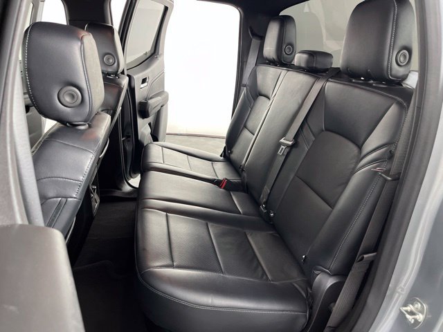Used 2024 Chevrolet Colorado LT RWD image 41