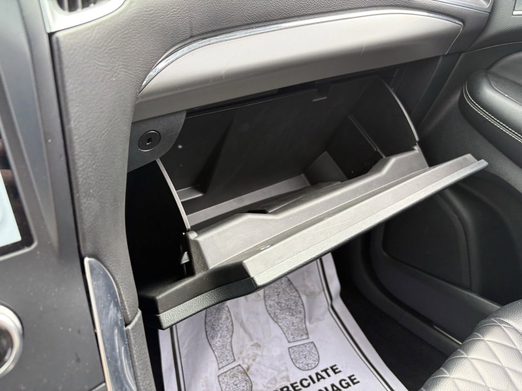 Used 2024 Ford Edge Titanium image 43