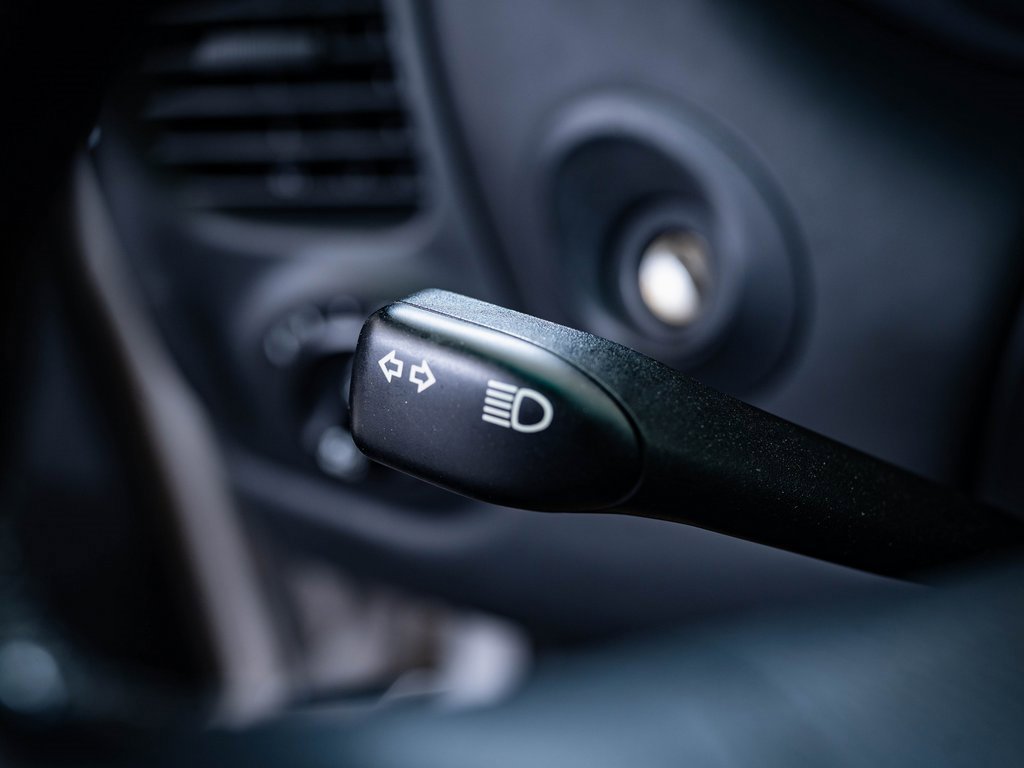 Used 2002 Porsche 911 Turbo image 24