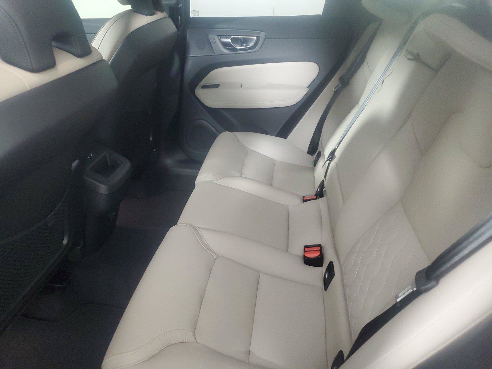 Used 2026 Volvo XC60 B5 Plus w/ Protection Package Premier AWD/4WD image 11