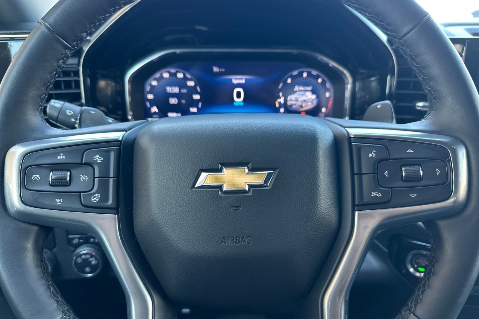 Used 2025 Chevrolet Silverado 1500 LT w/ All Star Edition Plus image 27