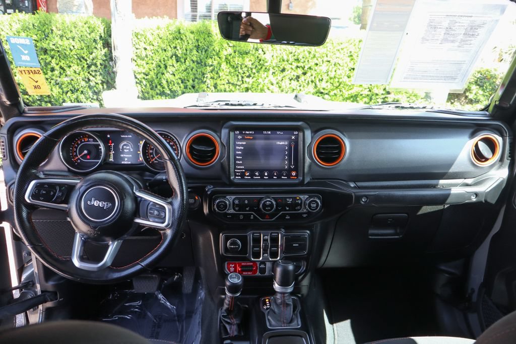 Used 2023 Jeep Gladiator Mojave w/ LED Lighting Group AWD/4WD image 24