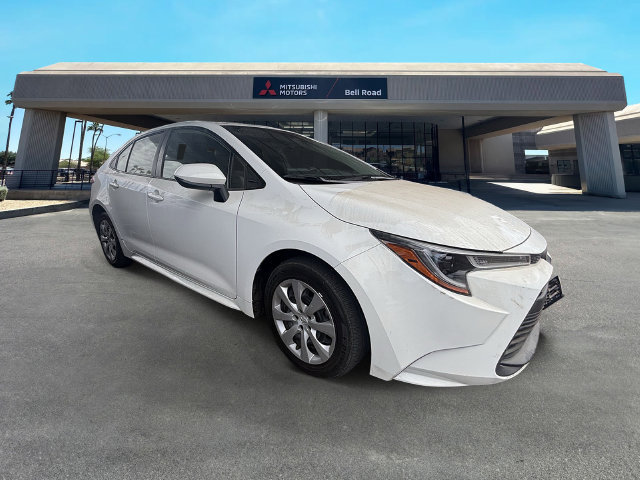 Used 2024 Toyota Corolla LE FWD image 4
