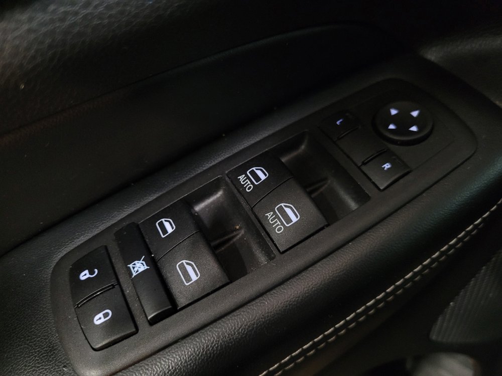 Used 2016 Jeep Grand Cherokee Limited AWD/4WD image 27