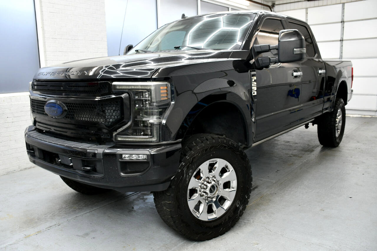 Used 2019 Ford F250 Limited w/ FX4 Off-Road Package image 2