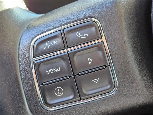 Used 2018 Jeep Wrangler Unlimited Sport w/ Connectivity Group image 12