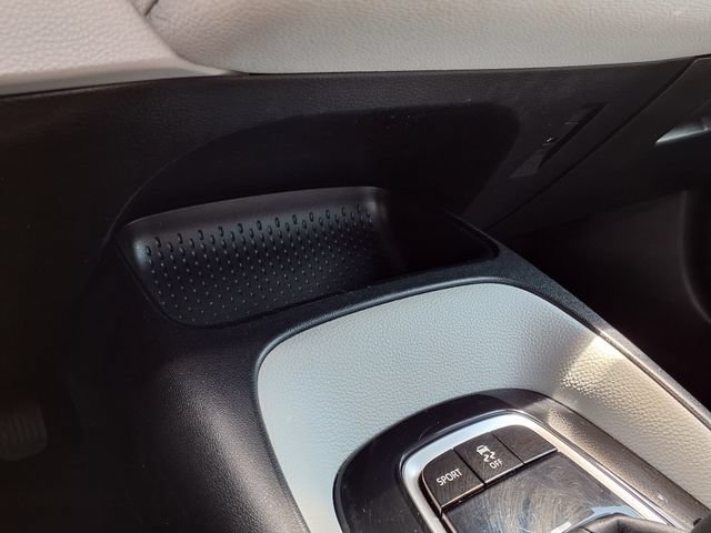 Used 2021 Toyota Corolla SE FWD image 27