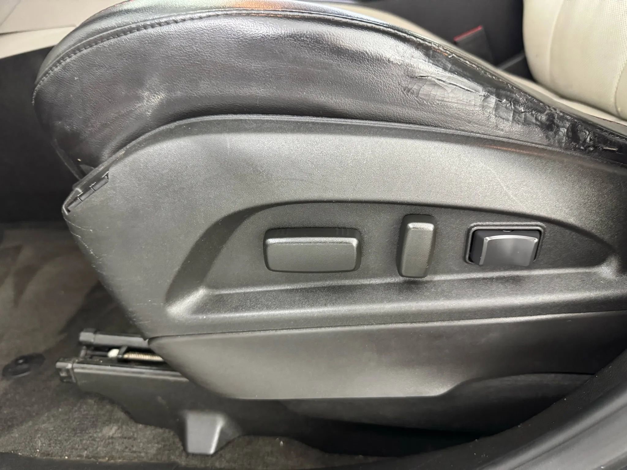 Used 2012 GMC Terrain SLT FWD image 33