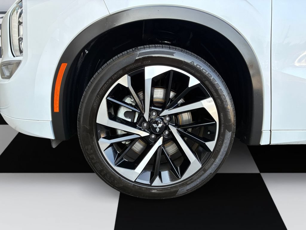 Used 2022 Mitsubishi Outlander SEL FWD image 14