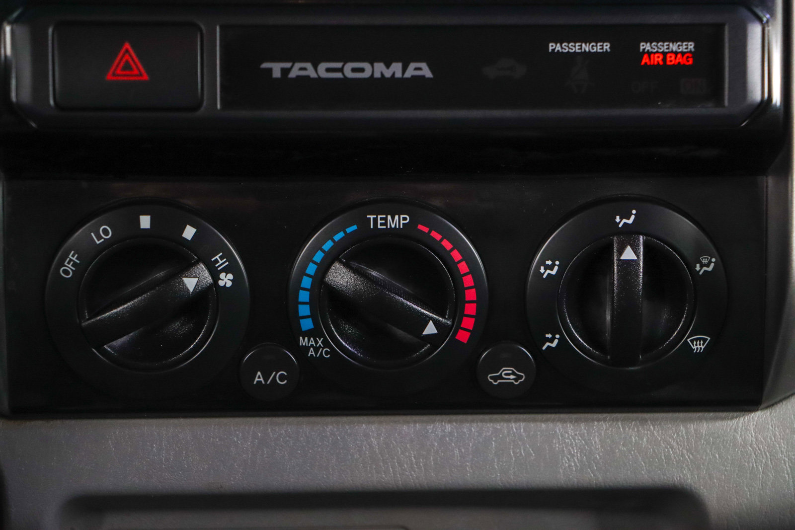 Used 2015 Toyota Tacoma TRD OFF ROAD 4X4 image 21