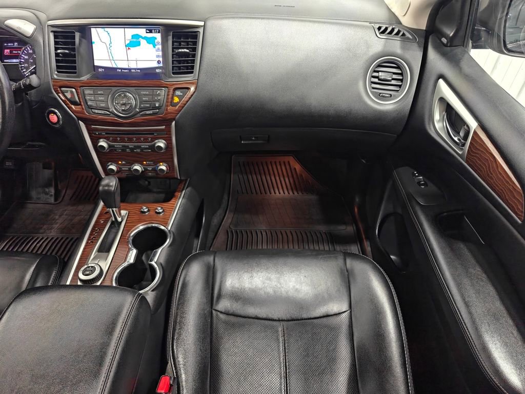 Used 2019 Nissan Pathfinder Platinum AWD/4WD image 29