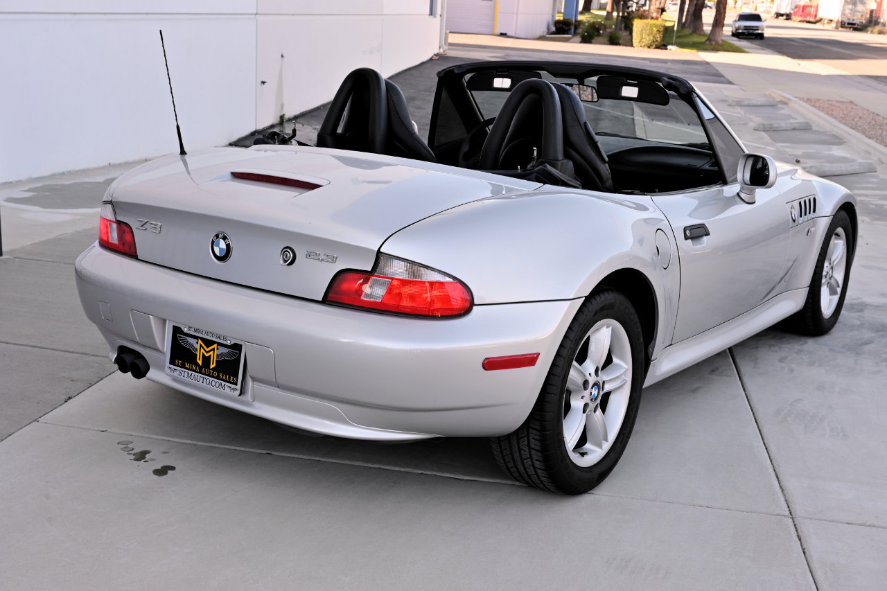 Used 2000 BMW Z3 2.5i image 6