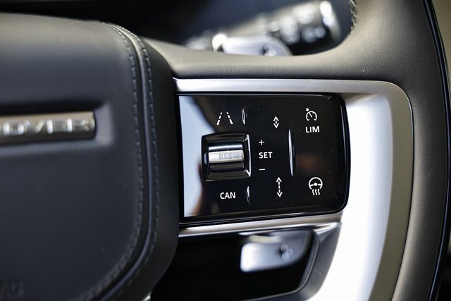 New 2025 Land Rover Range Rover Long Wheelbase SE image 43