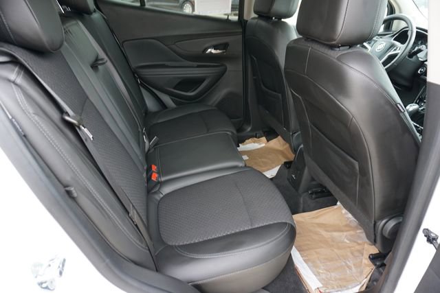 Used 2022 Buick Encore Preferred w/ Safety Package image 18