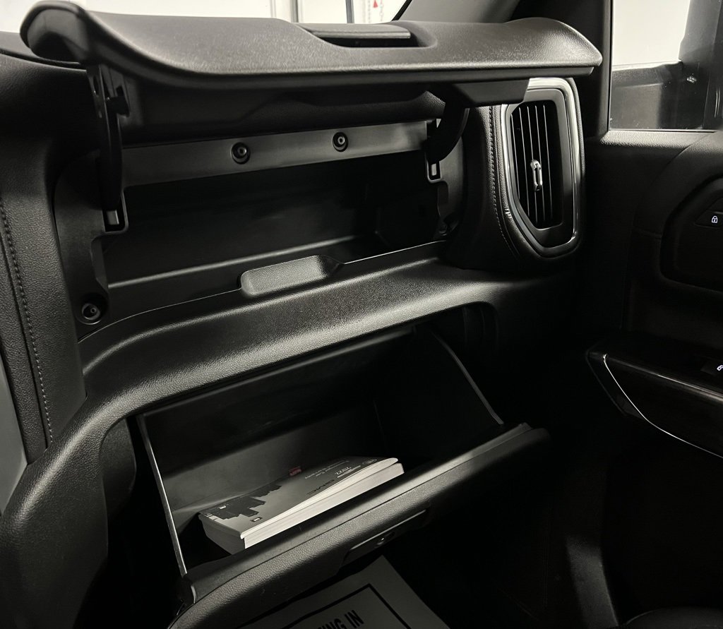 Used 2022 Chevrolet Silverado 3500 LTZ image 49