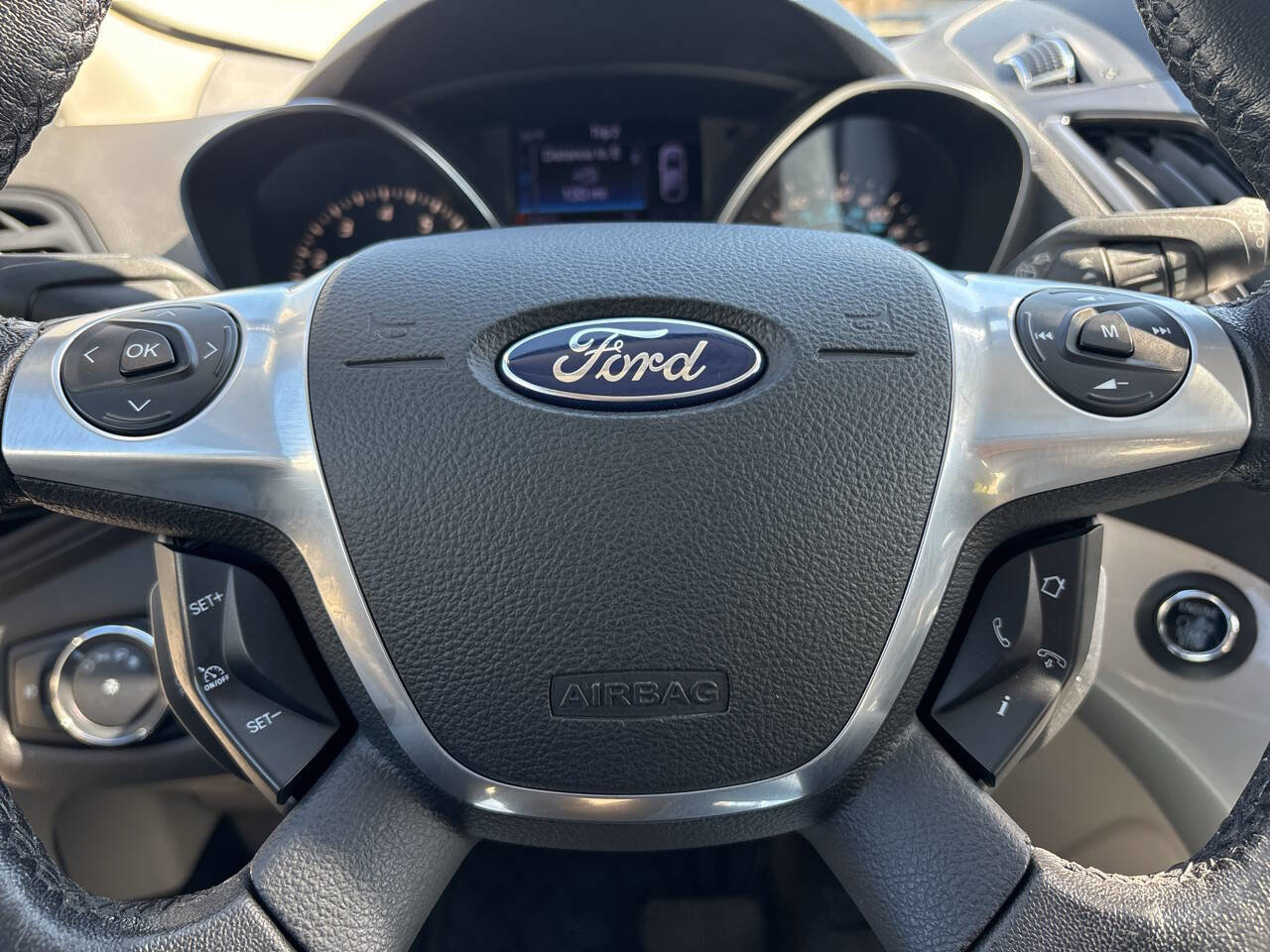 Used 2013 Ford Escape SEL AWD/4WD image 9