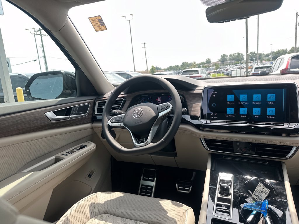 New 2026 Volkswagen Atlas SEL Premium R-Line AWD/4WD image 14